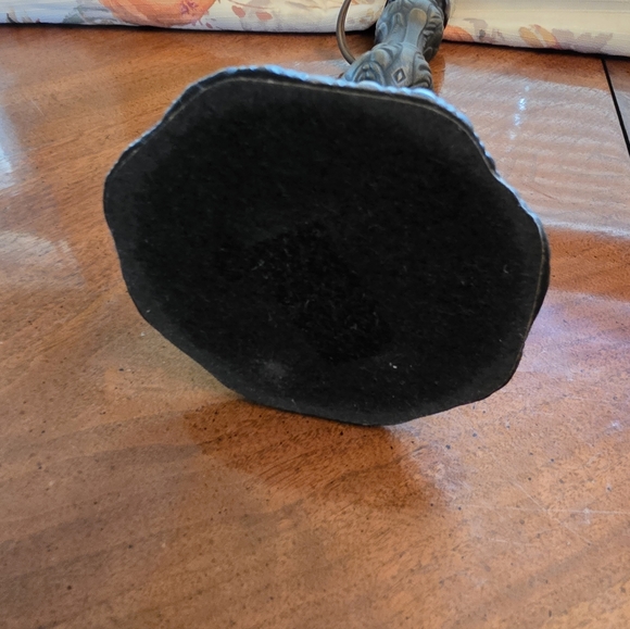 Elegant Cream Table Lamp with Fringe - Picture 4 of 16